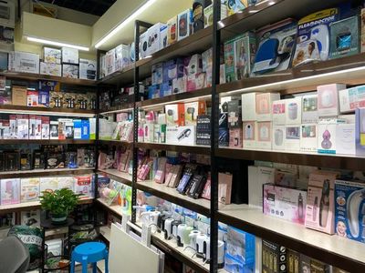 夫妻17年开始创业,直面疫情和电商的中小商户,如何能够拨云见光